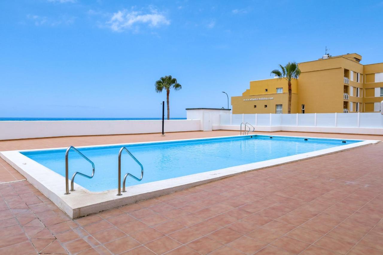 Blue Horizon Apartment Каляо Салвахе Екстериор снимка