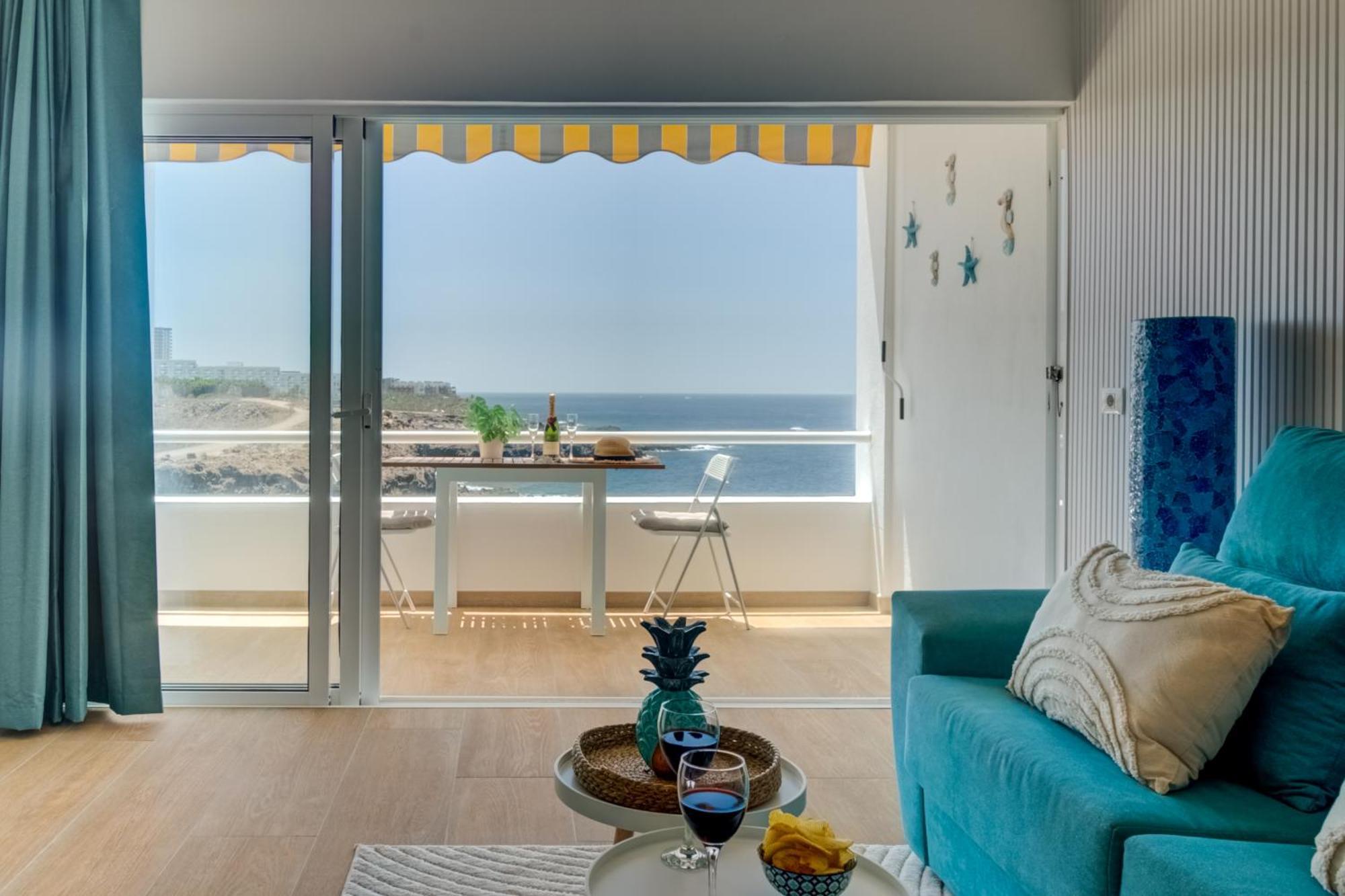 Blue Horizon Apartment Каляо Салвахе Екстериор снимка