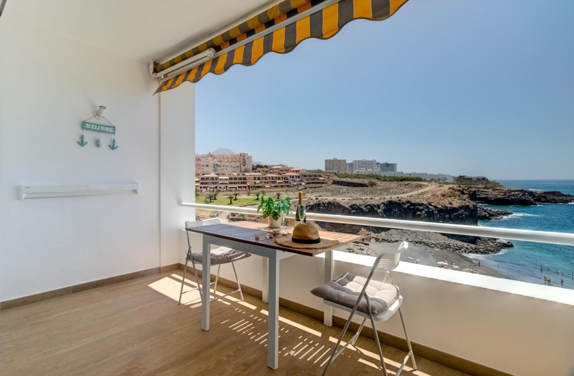 Blue Horizon Apartment Каляо Салвахе Екстериор снимка