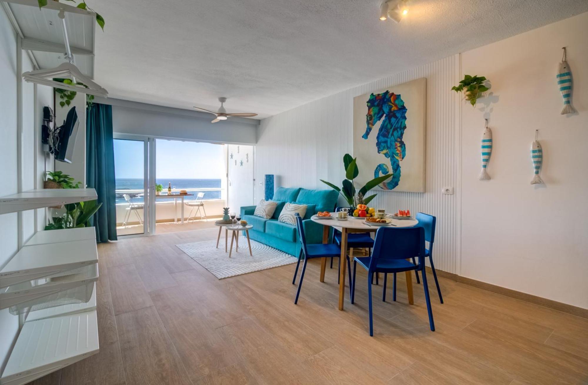 Blue Horizon Apartment Каляо Салвахе Екстериор снимка